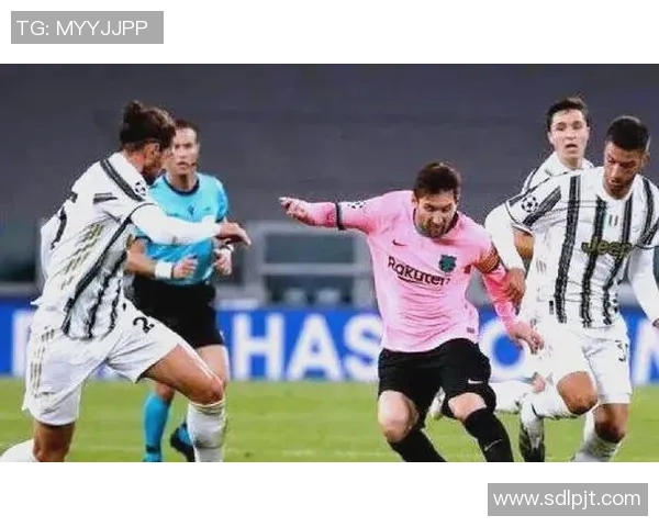 尤文图斯与巴萨激战成2比1谁将晋级下一轮的较量引人关注